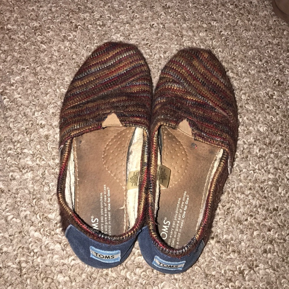Toms